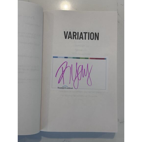 Variation Rebecca Yarros Signed Book Autograph First Edition # 1 - Picture 2 of 8